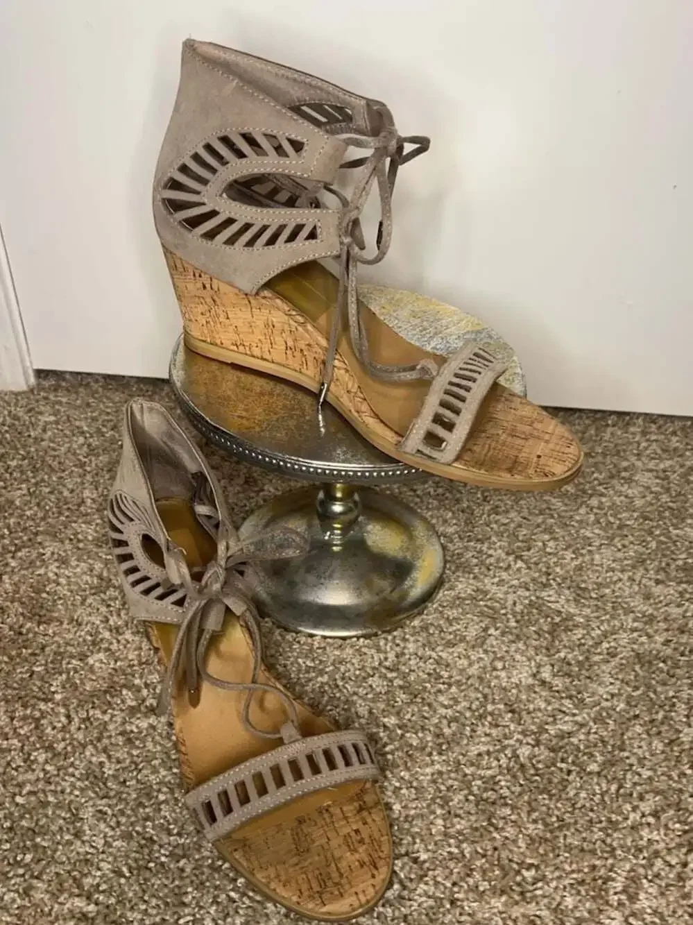 Dolce Vita Taupe Suede Lace-Up Cork Wedge Sandals Size 9